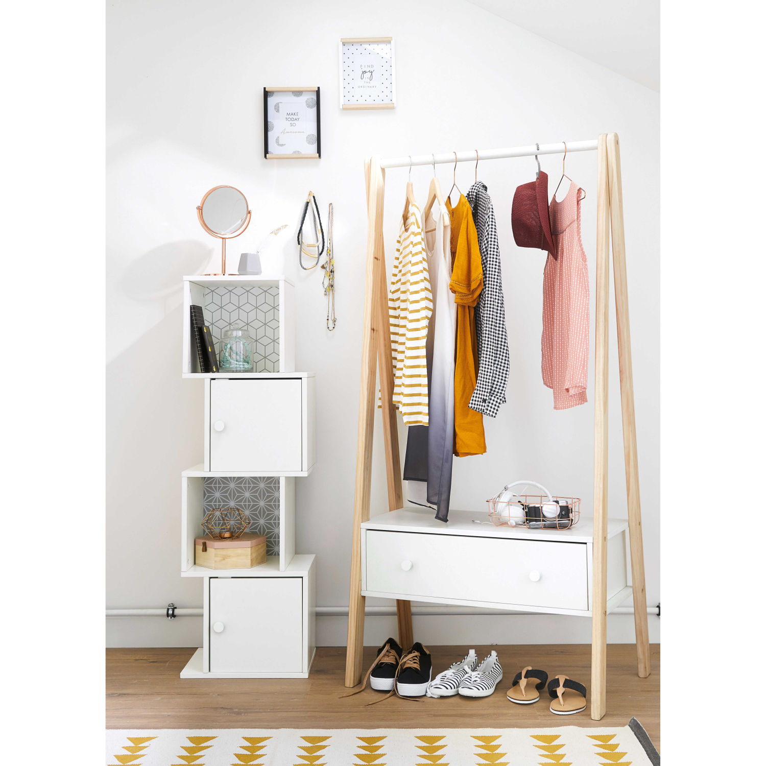 Hometios Furniture - cloth Rack